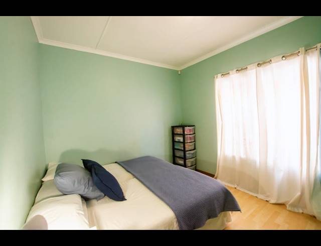 4 BEDROOM HOUSE FOR SALE IN WAVECREST